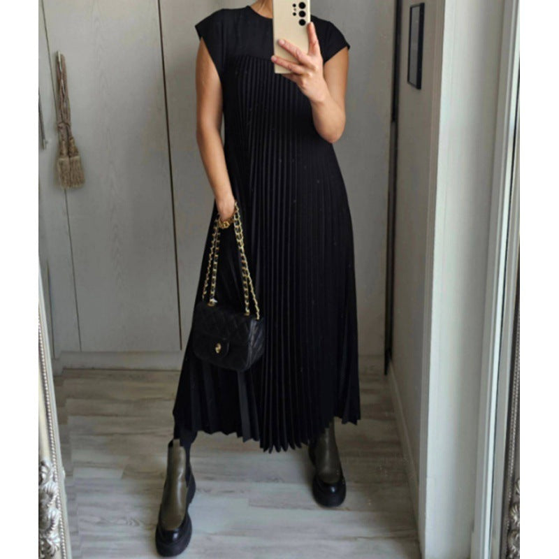 Joshua | Pleated long dress with short sleeves