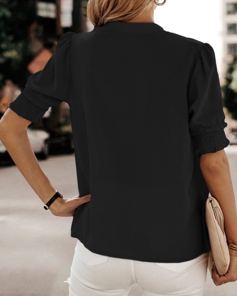 Moniek | V-neck blouse