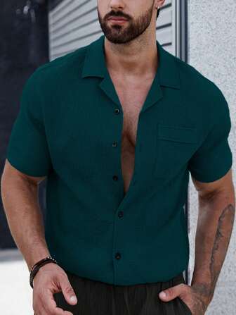Colin | Men's shirt with plain buttons and patch pockets