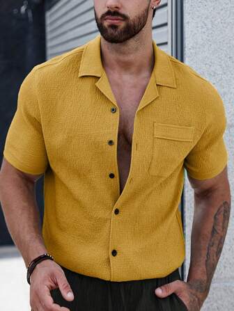Colin | Men's shirt with plain buttons and patch pockets