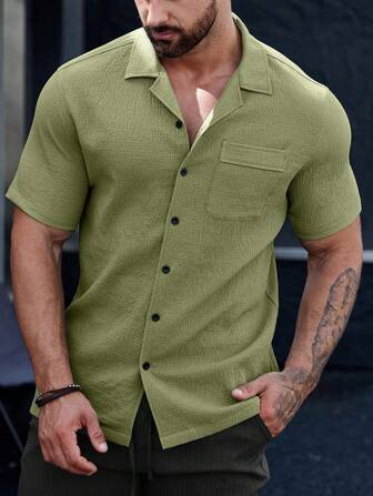 Colin | Men's shirt with plain buttons and patch pockets