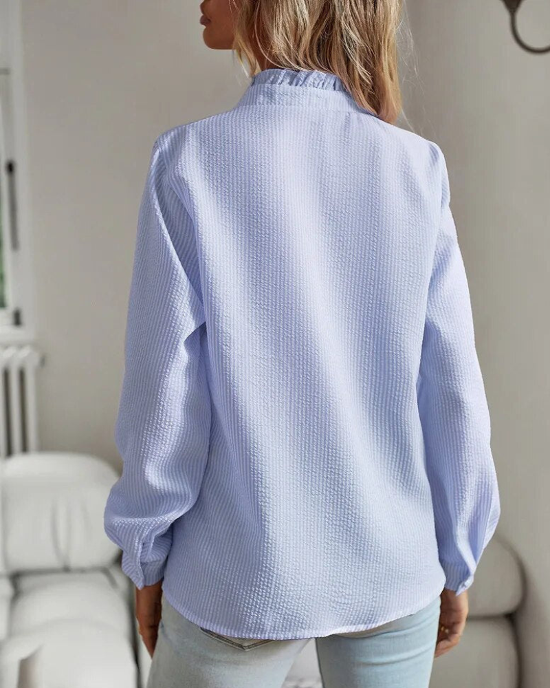 Casual blouse with ruffles | Onni
