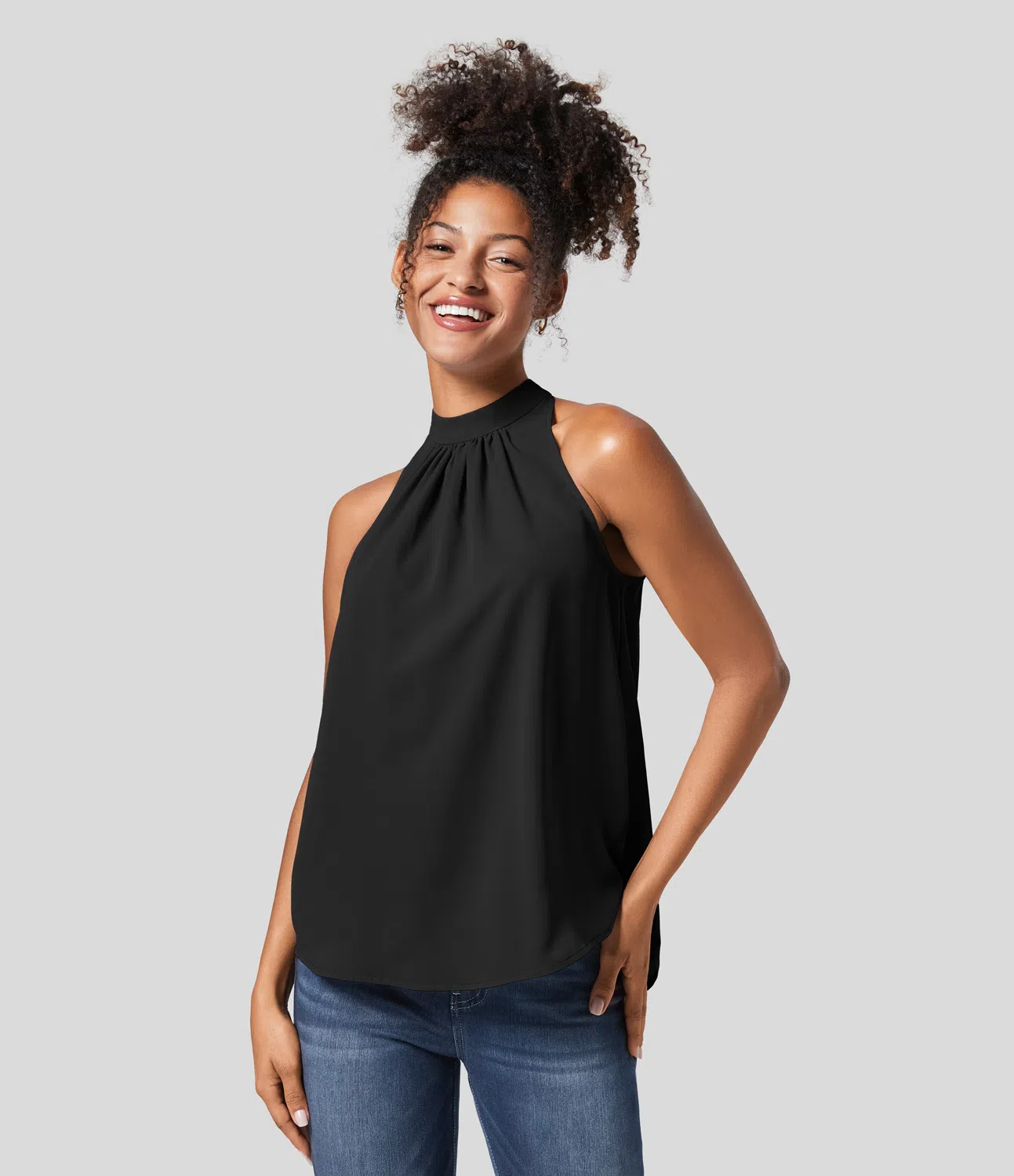 Kelly | Women's halter blouse with back