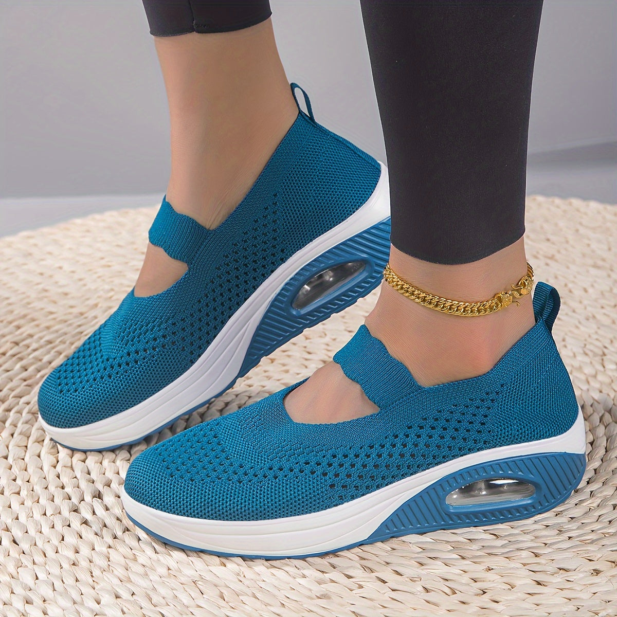 Liora - Orthopedic shoe with air cushion sole