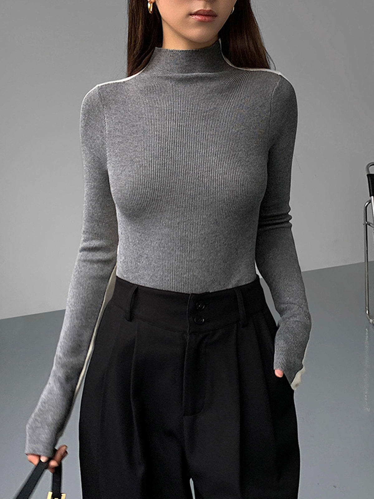 Sofia – Two-Tone Sweater