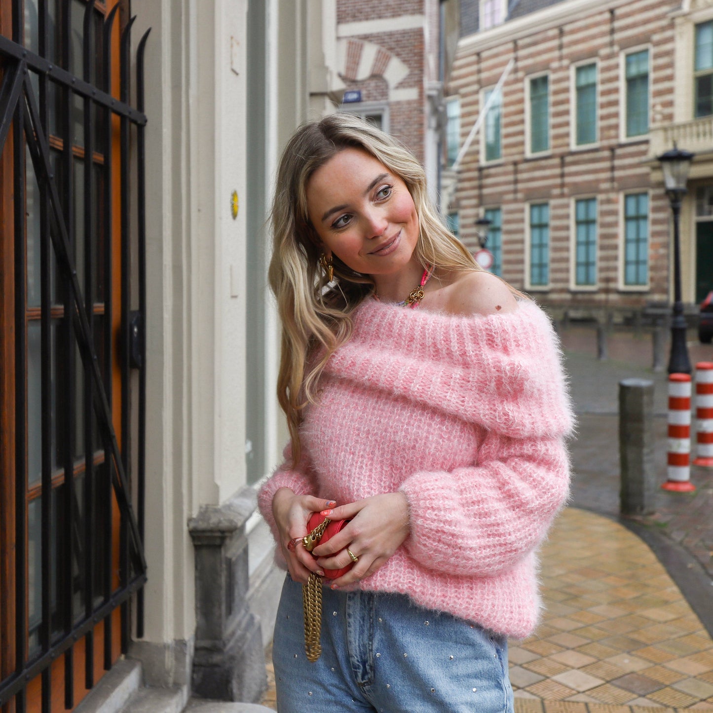 Sofie | Off-the-shoulder Plain knitted sweater