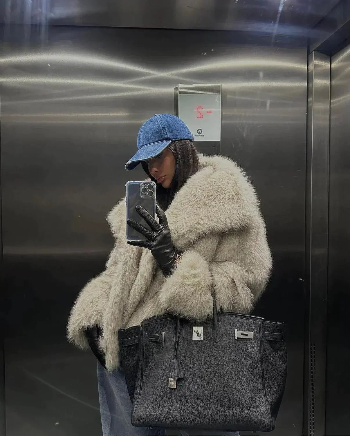 Sofia | Fashionable faux fur coat for women
