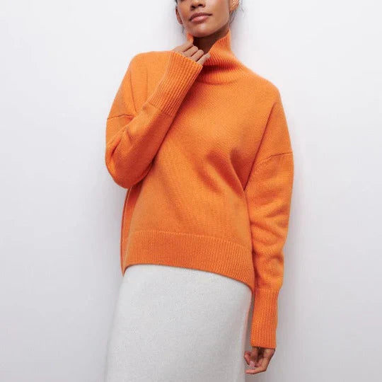Lola | Warm oversized turtleneck sweater for women