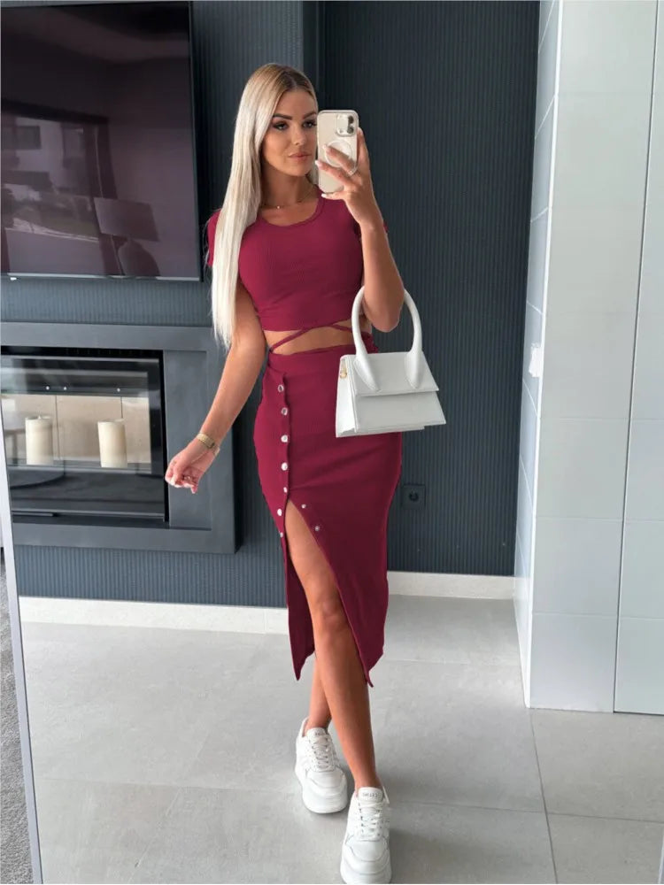 Emma | Timeless 2-piece set with skirt