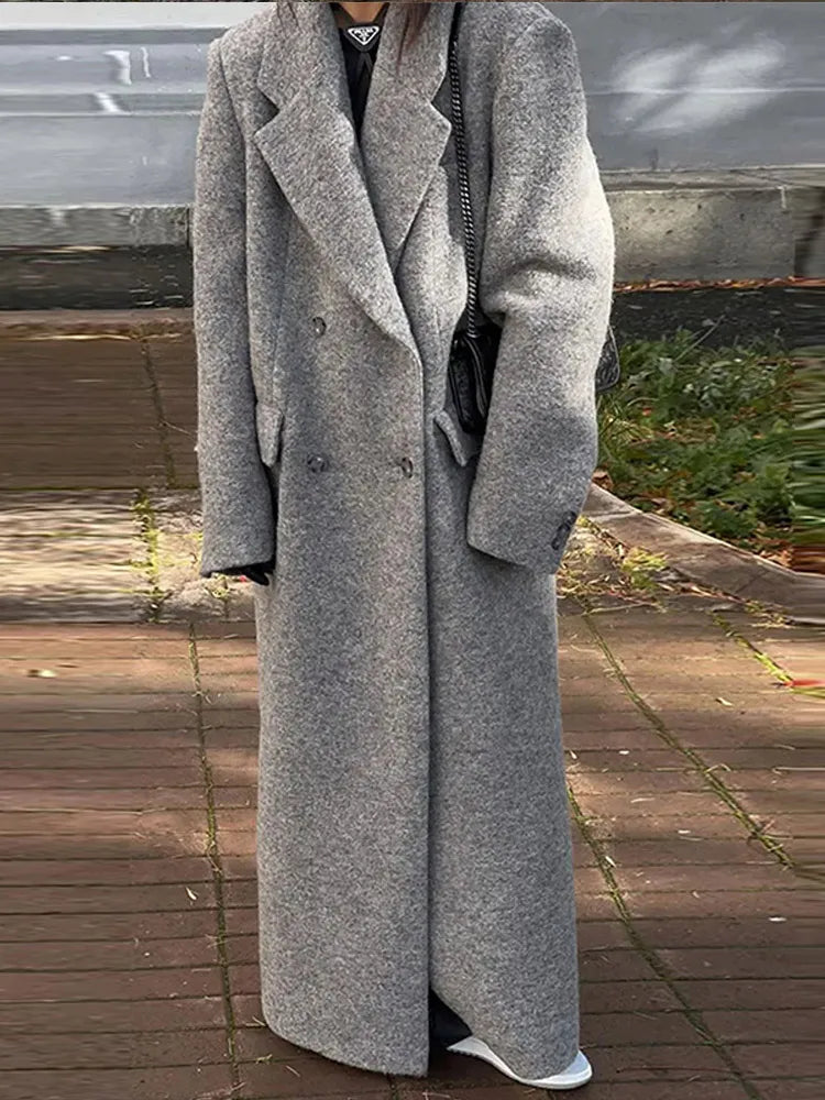Riley | Elegant long women's coats with long sleeves