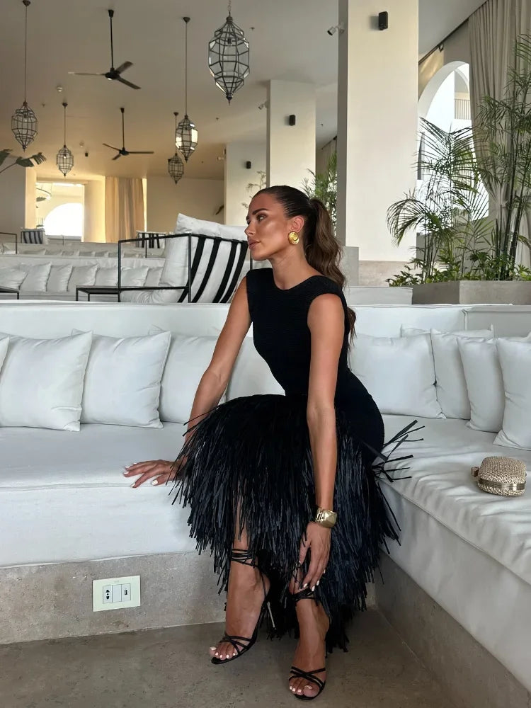 Renne | Elegant Flattering Dress with Tassels