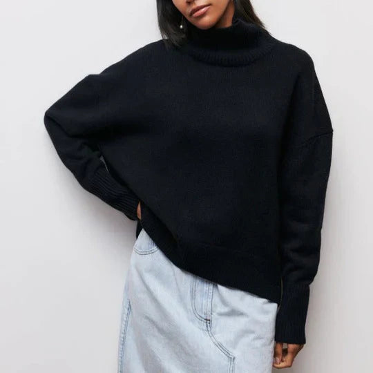 Lola | Warm oversized turtleneck sweater for women