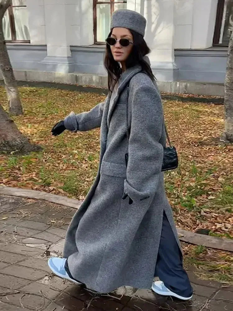 Riley | Elegant long women's coats with long sleeves