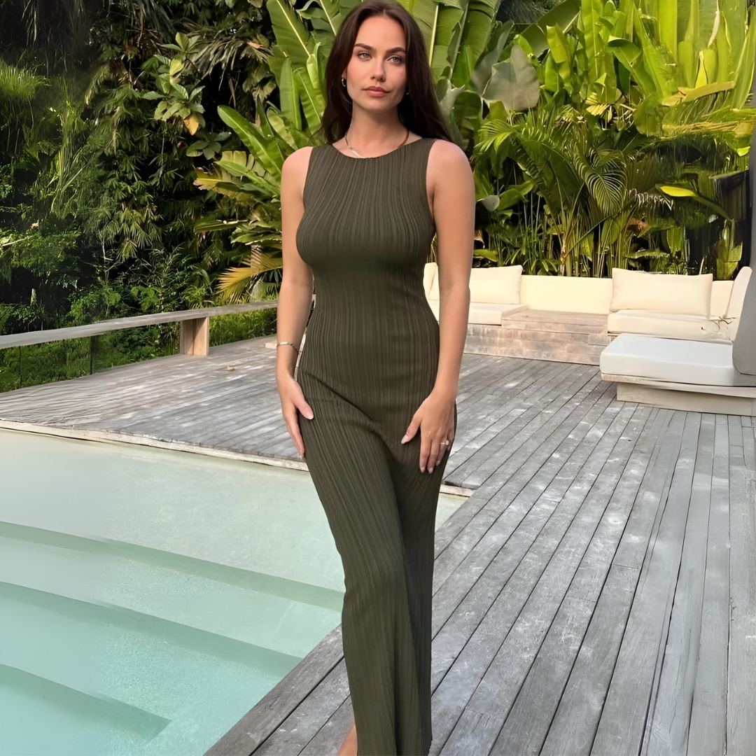 Elze | Stylish sleeveless maxi dress