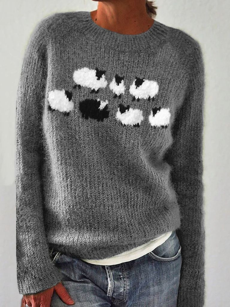 Wool sweater with sheep | Emma