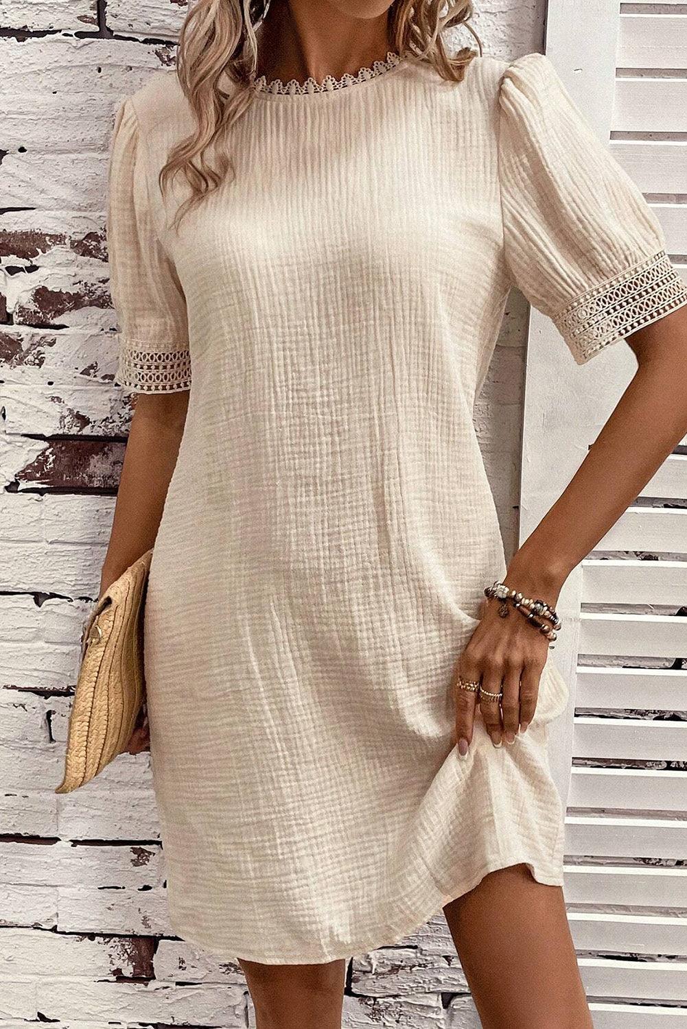 Evy | Elegant Dress with Puff Sleeves