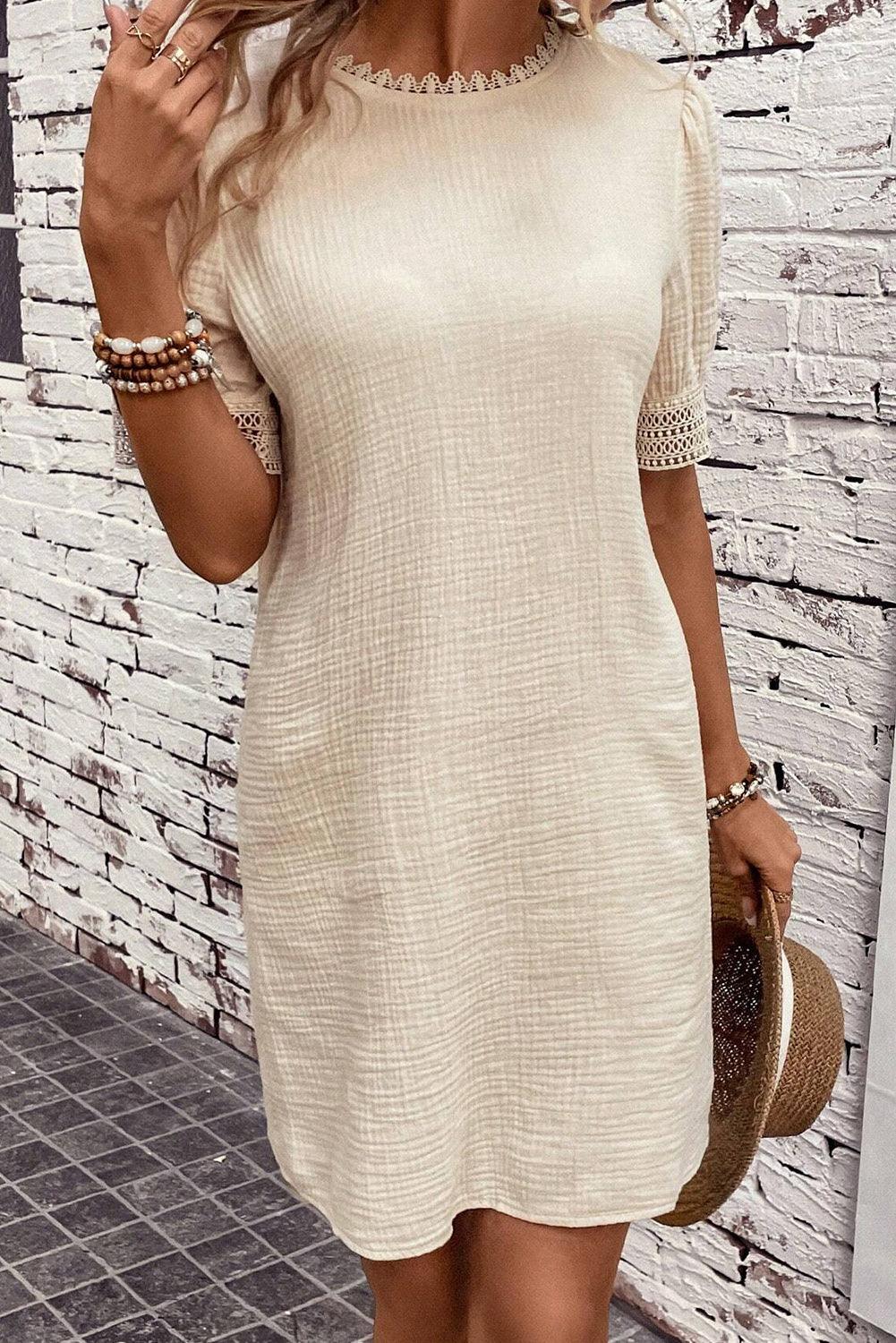 Evy | Elegant Dress with Puff Sleeves