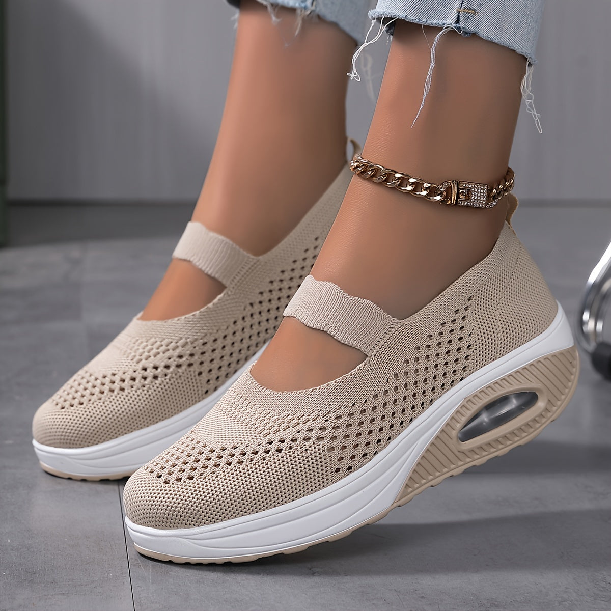 Liora - Orthopedic shoe with air cushion sole