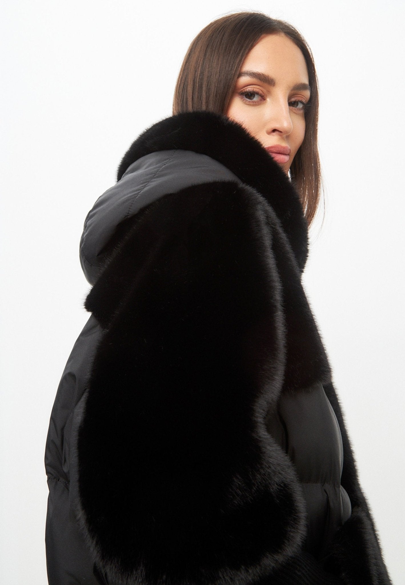 Celeste™ | Oversized Faux Fur Jacket - Black