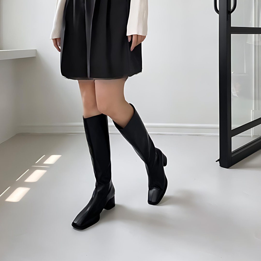 Dina - Stylish Boots