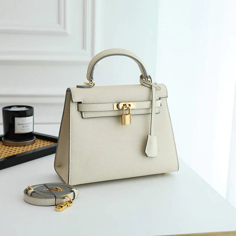 London - Iconic Handbag