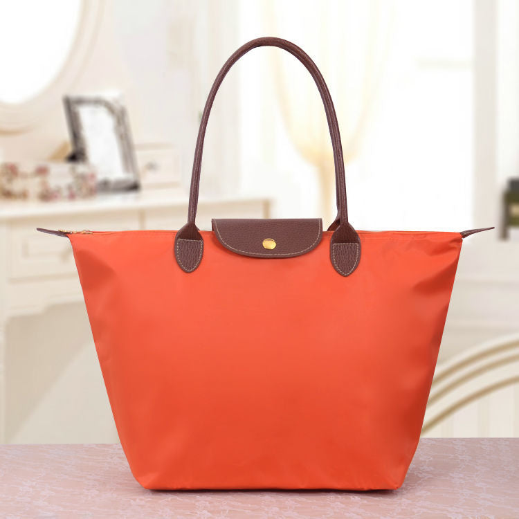 Luxurious Oxford shoulder bag