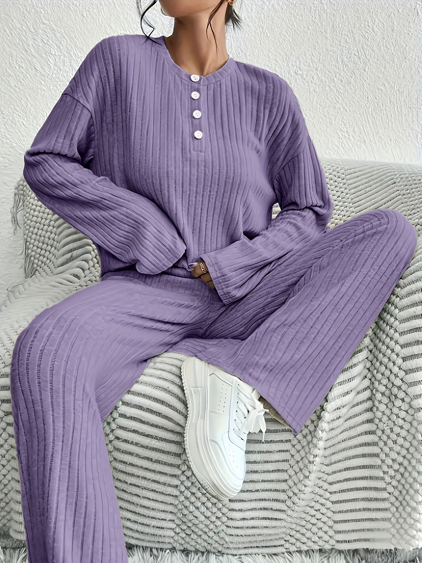 2-piece ribbed lounge set - stylish women's pajama outfit
