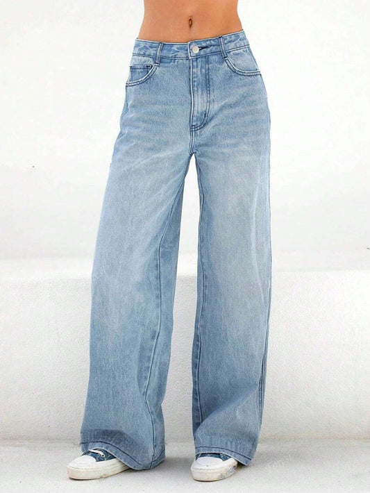 Clara | Perfect loose-fitting straight-leg jeans for women