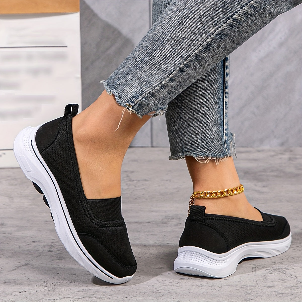 Levia - Breathable comfort with a springy sole