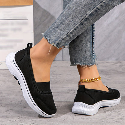 Levia - Breathable comfort with a springy sole