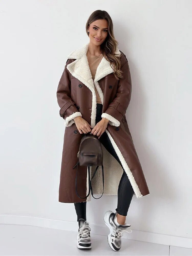 Riley | Elegant leather jacket for women