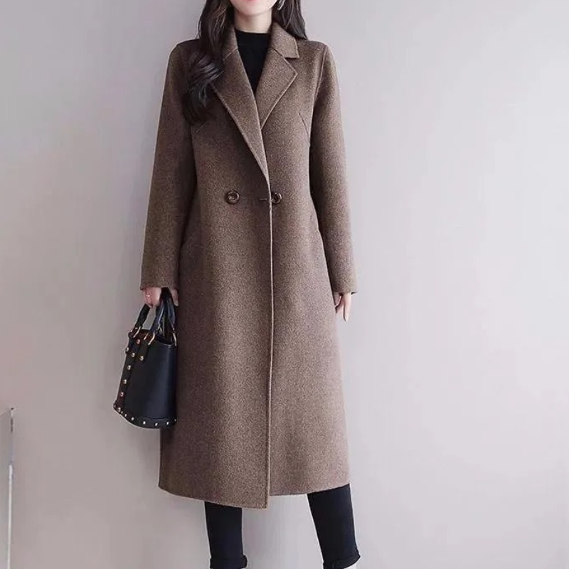 Flynn | Classic women's coat with buttons