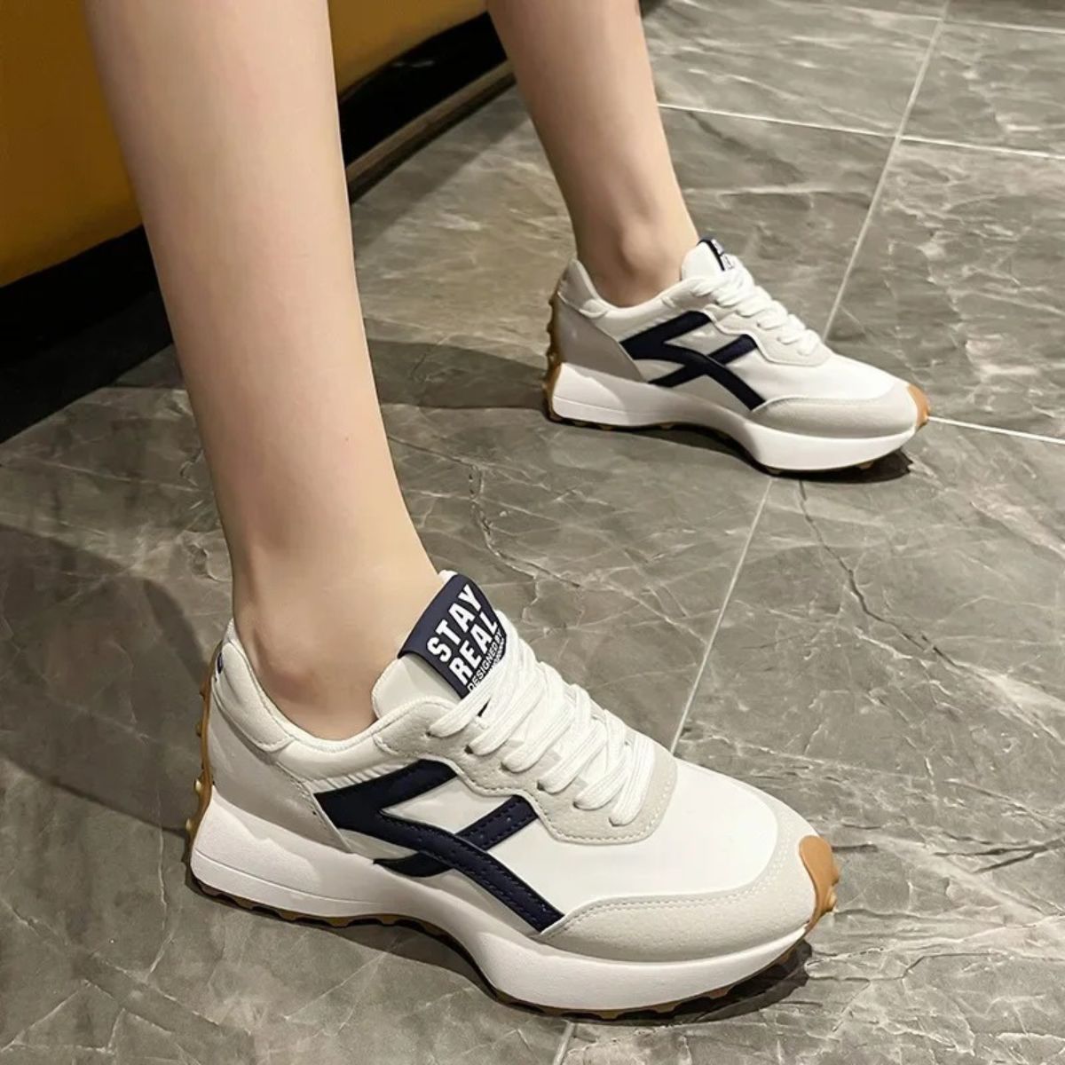 Elena™ - Non-slip orthopedic sneakers