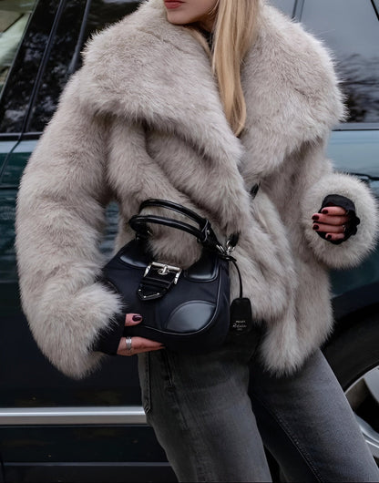 Sofia | Fashionable faux fur coat for women