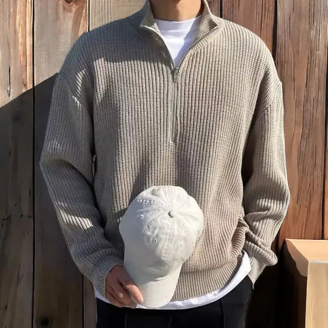 Classic warm sweater with zipper | Lincoln