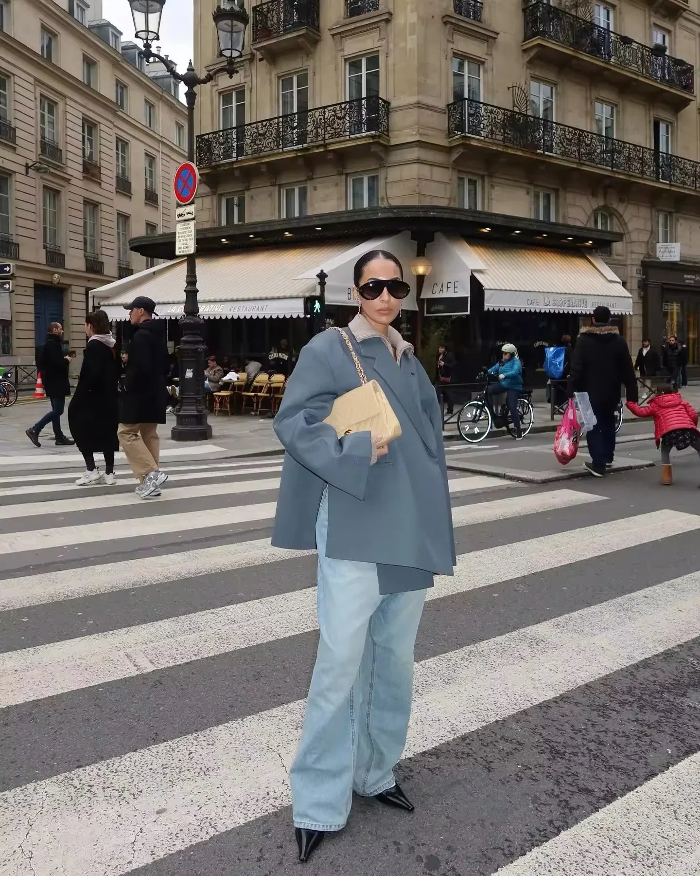 Zoey | Oversized Blazer with a Twist