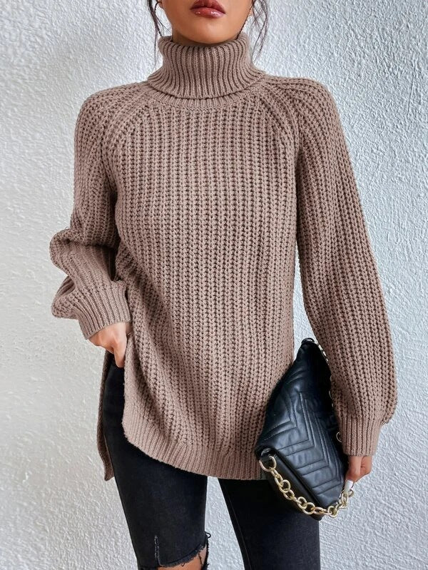 Viola | Classic Knitted Turtleneck Sweater