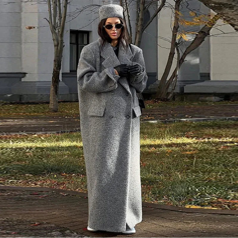 Riley | Elegant long women's coats with long sleeves 