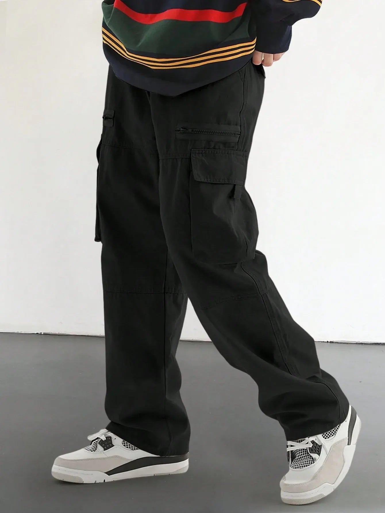 Trendy cargo pants for men | Santiago