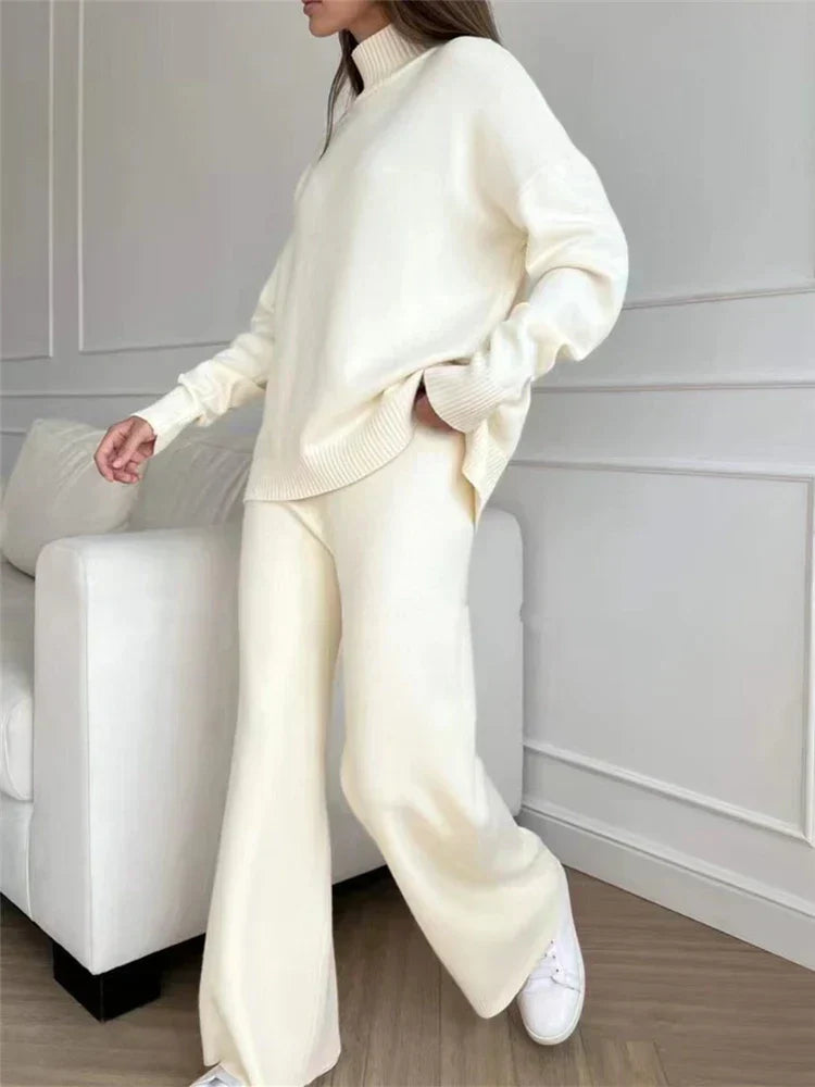 2-piece loungewear set - knitted women's sweater and pants
