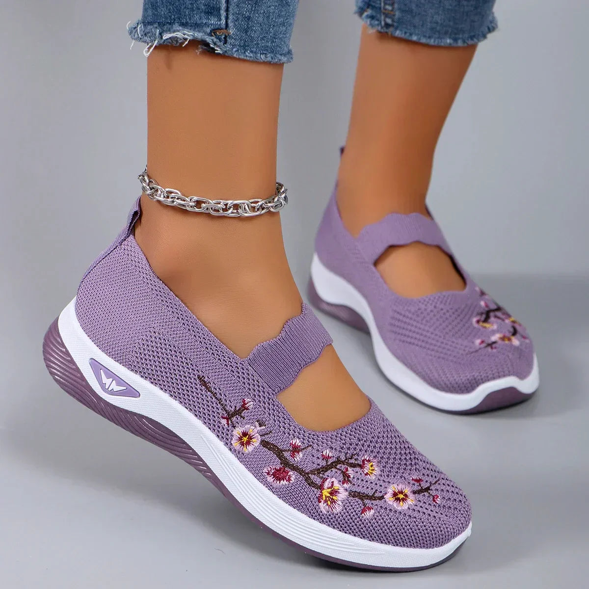 OrthoZen - Embroidered orthopedic loafers 