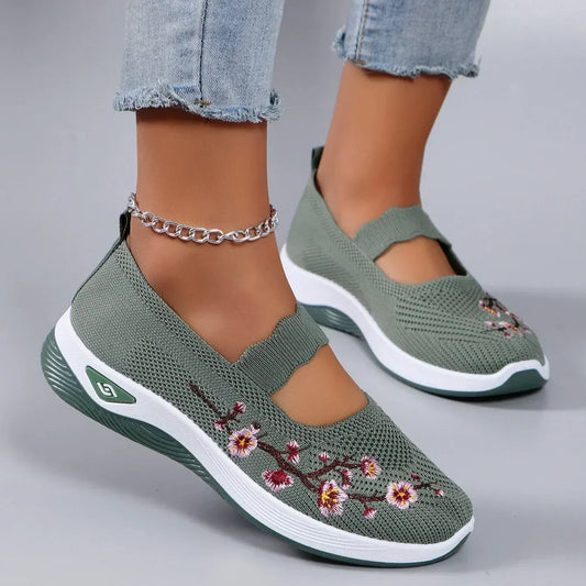OrthoZen - Embroidered orthopedic loafers 