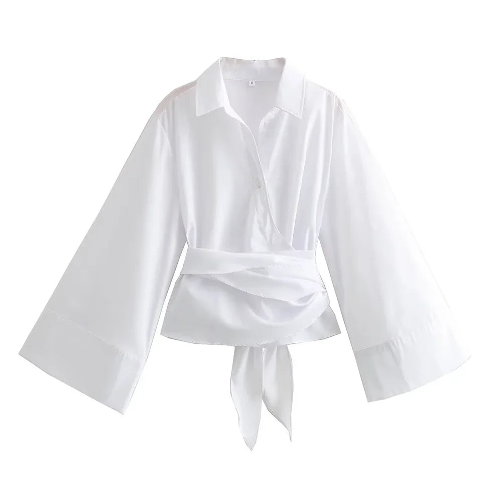 Onni | Trendy women's shirt with a polo neck and tie closure