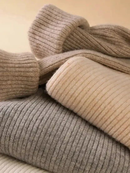 Finn | Women's cashmere autumn turtleneck