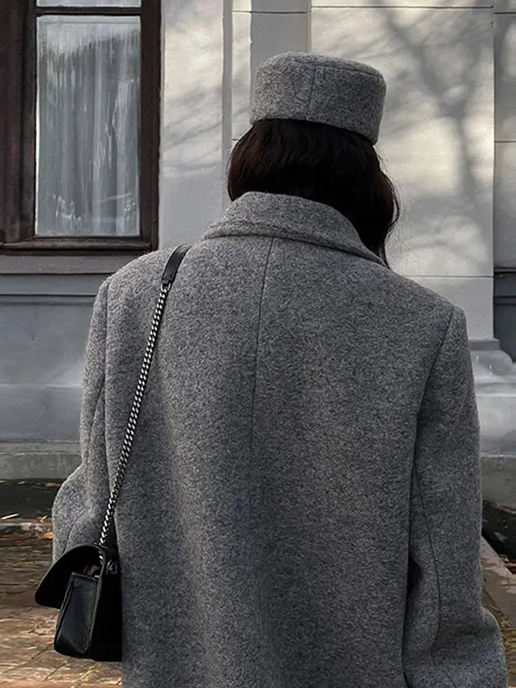 Riley | Elegant long women's coats with long sleeves 