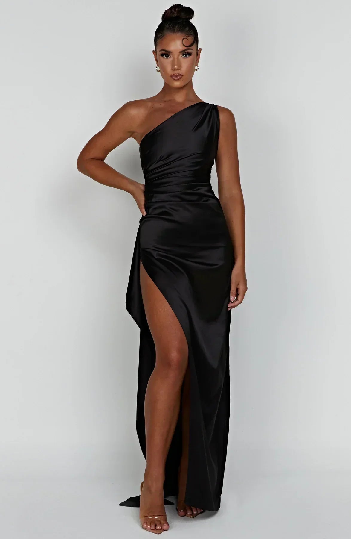 Nabila | Elegant one-shoulder dress for women