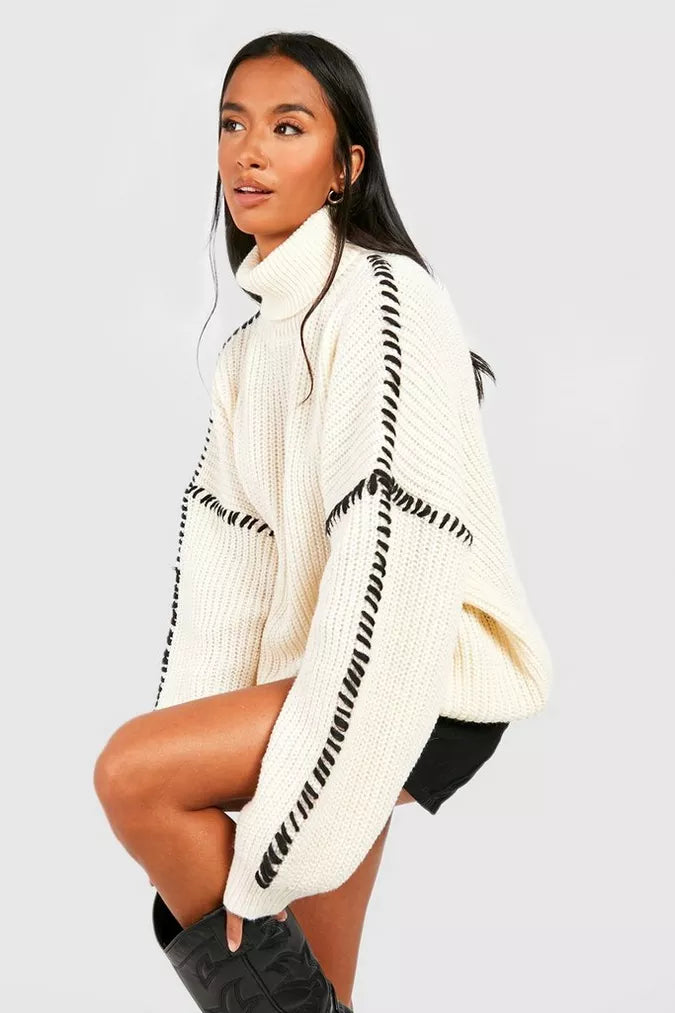 Lily | Trendy Petite Sweater Ladies Cream