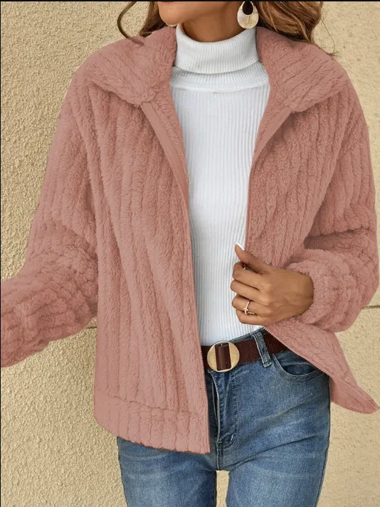 Naina | Trendy short jacket with lapels for women