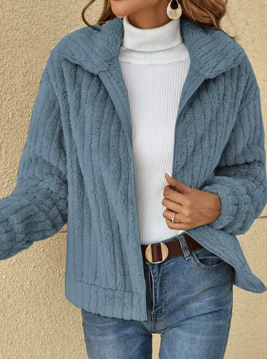 Naina | Trendy short jacket with lapels for women