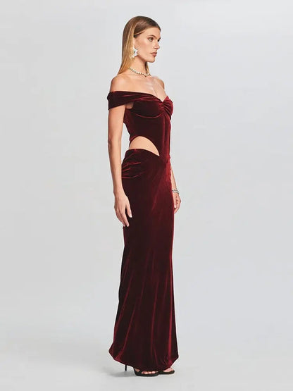 Onni | Classic Off-the-Shoulder Velvet Dress with Cutout for Women